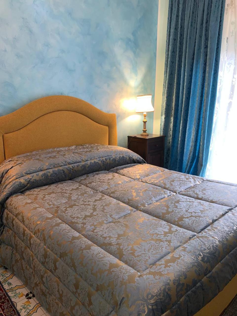 Blue Sea Bed & Breakfast Roccella Ionica Bagian luar foto