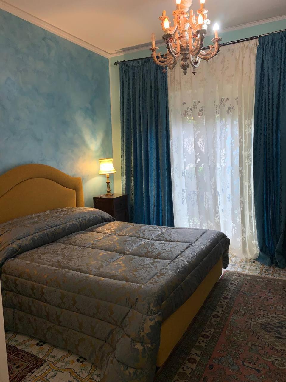 Blue Sea Bed & Breakfast Roccella Ionica Bagian luar foto
